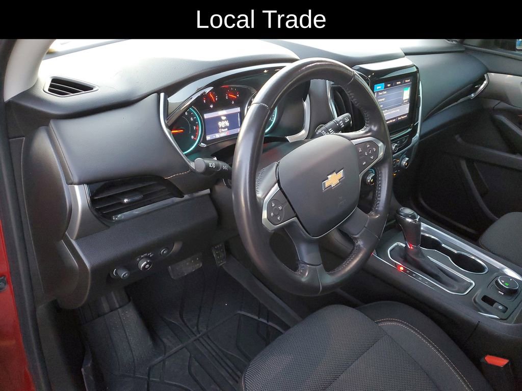 Used 2020 Chevrolet Traverse LT image 9