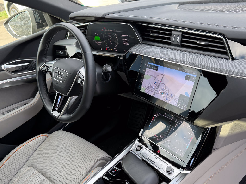 Certified 2024 Audi Q8 e-tron Prestige w/ Prestige Package AWD/4WD image 14
