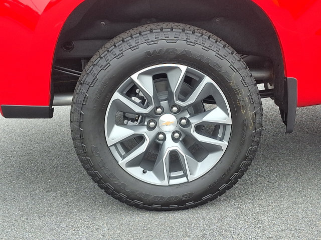 New 2026 Chevrolet Silverado 1500 LT w/ Z71 Off-Road Package AWD/4WD image 5