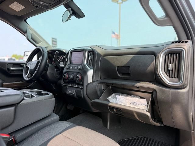 Used 2021 Chevrolet Silverado 1500 RST AWD/4WD image 14