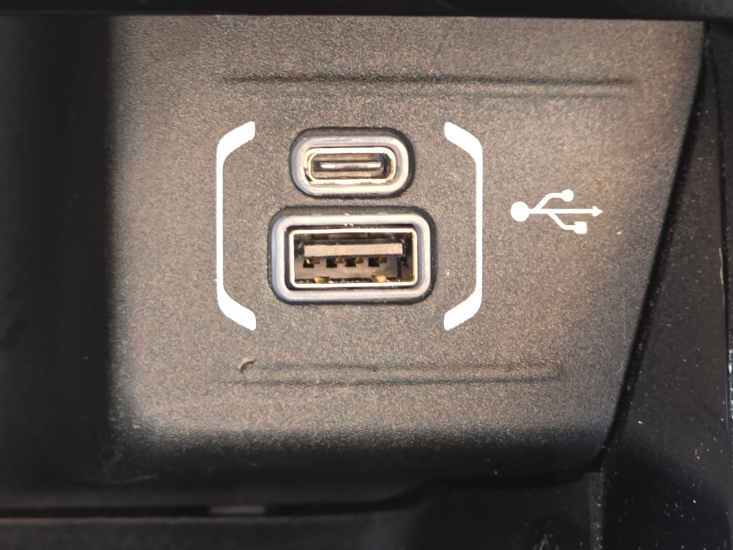 Used 2023 Jeep Compass Trailhawk image 7