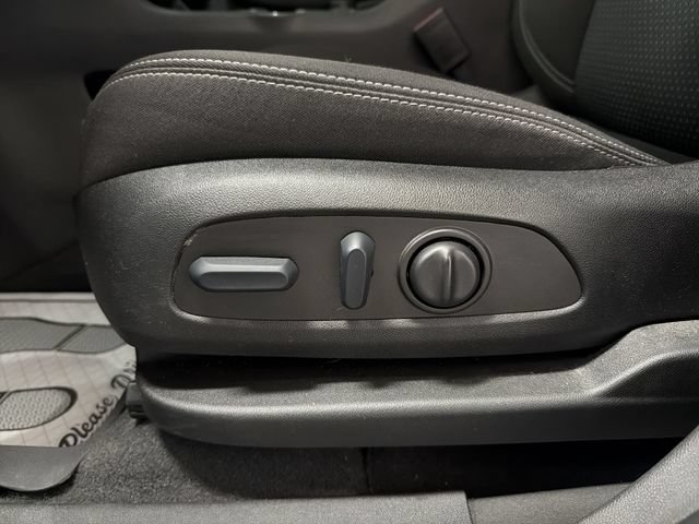 Certified 2022 GMC Terrain SLE w/ Driver Convenience Package AWD/4WD image 12