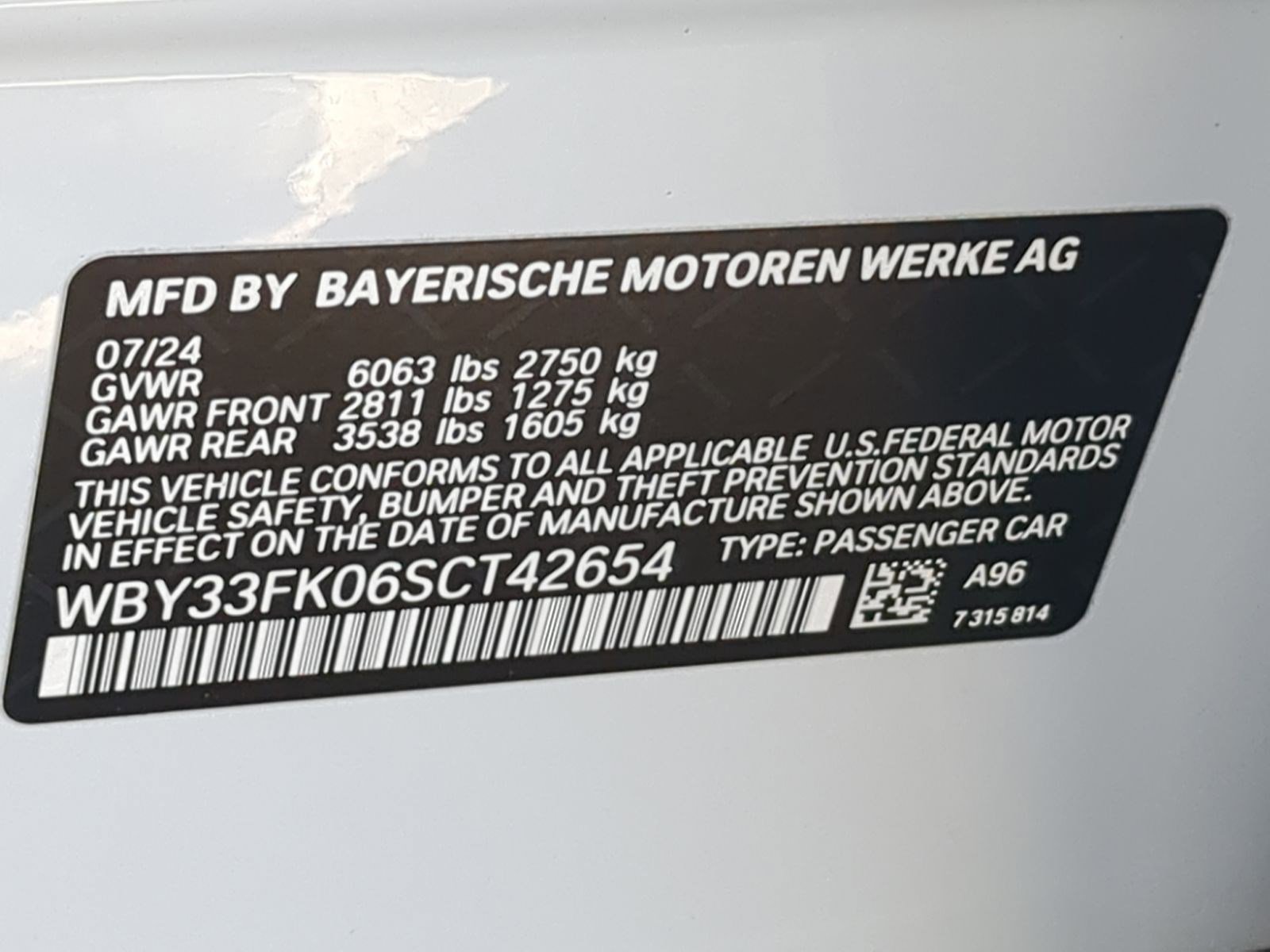 Certified 2025 BMW i5 eDrive40i w/ Premium Package image 32