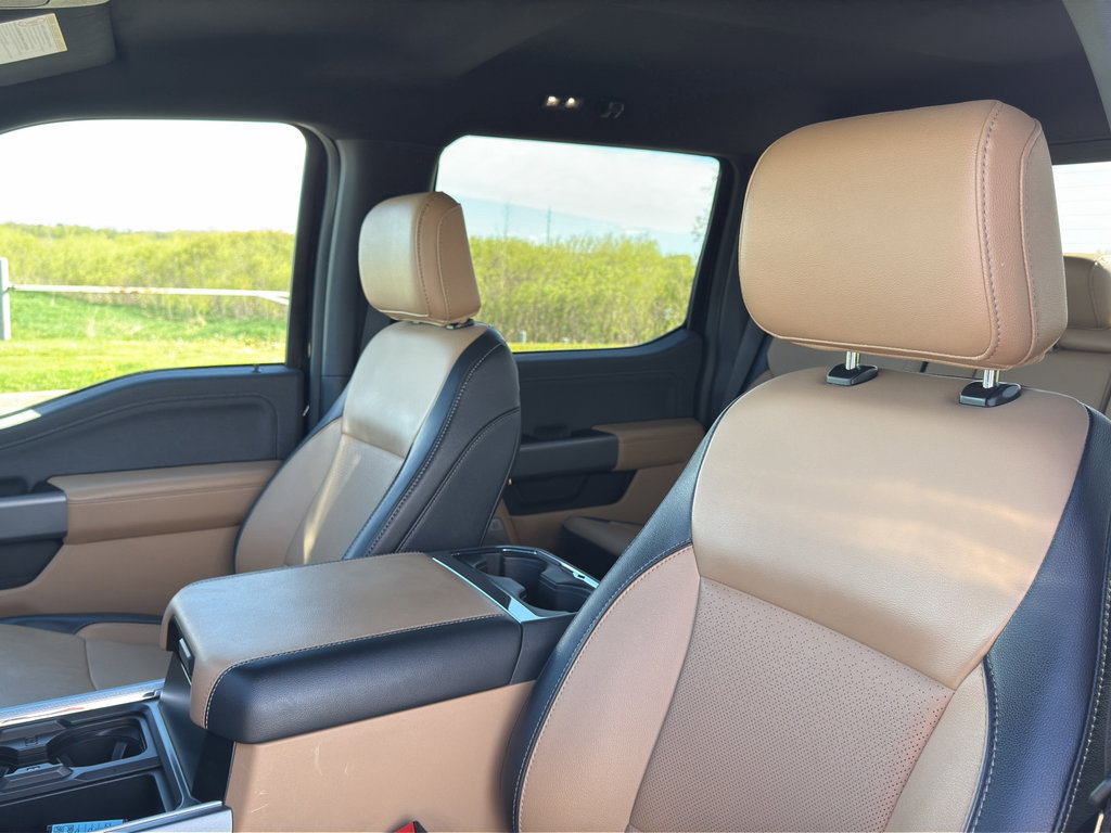 Used 2023 Ford F250 Lariat w/ Tremor Off-Road Package AWD/4WD image 19