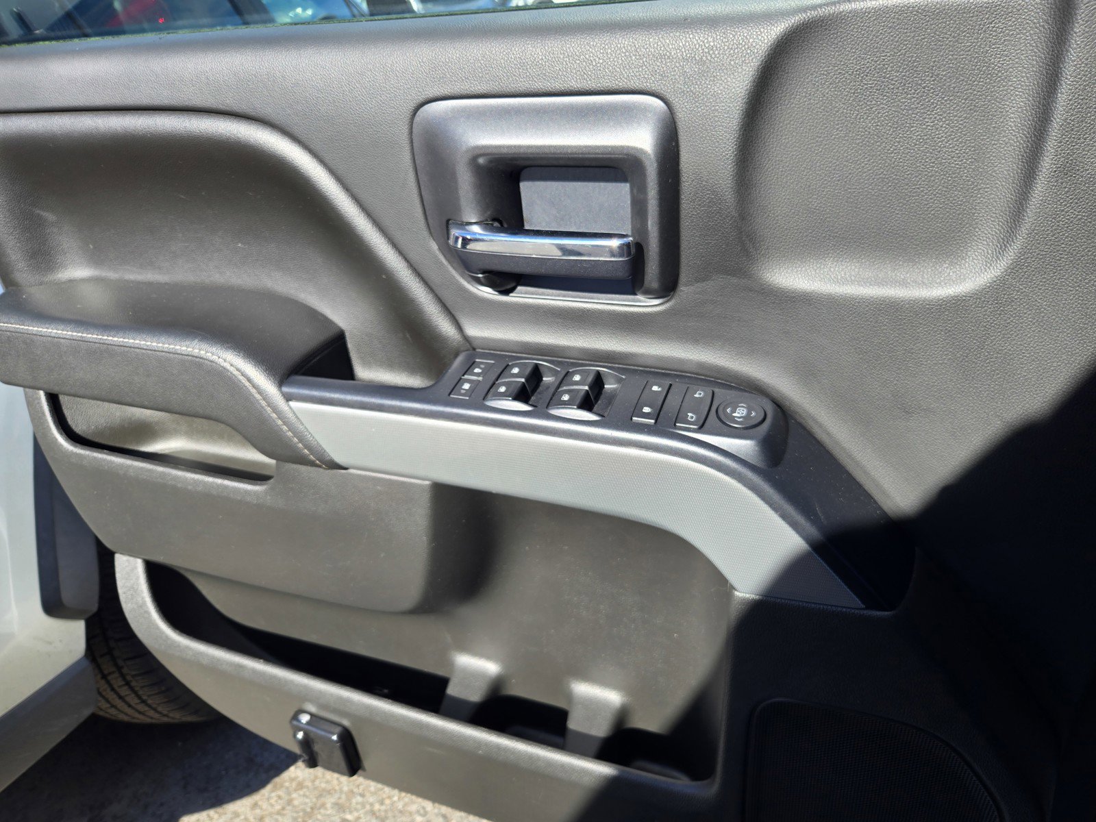 Used 2016 Chevrolet Silverado 1500 LT w/ Rally 2 Edition image 24