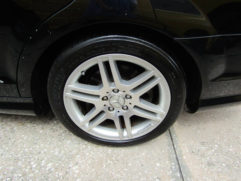 Used 2009 Mercedes-Benz C 350 Sport image 13