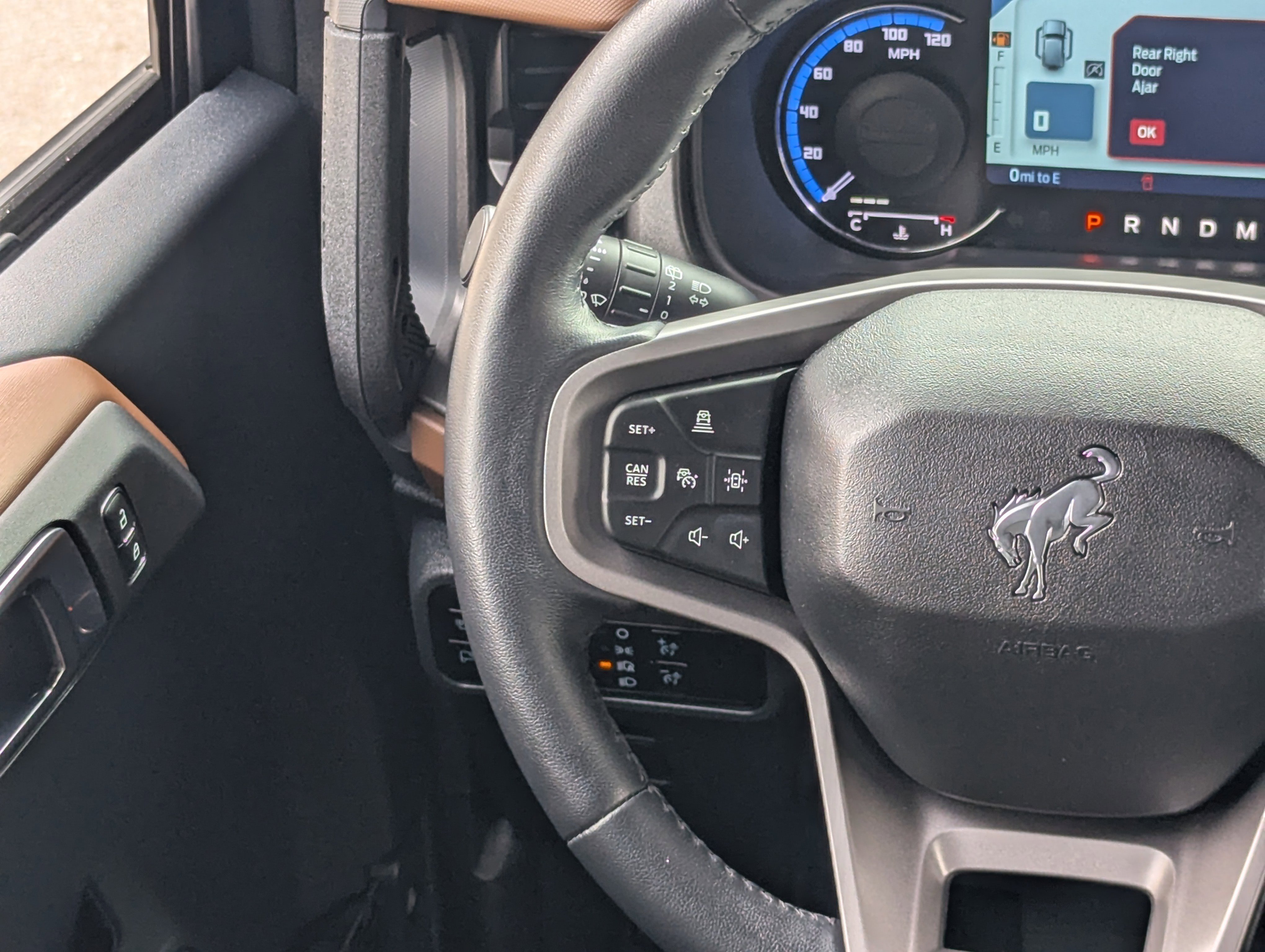 Used 2024 Ford Bronco Outer Banks image 17