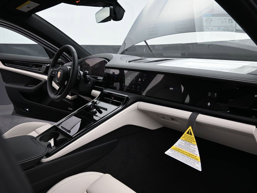 New 2025 Porsche Panamera image 29