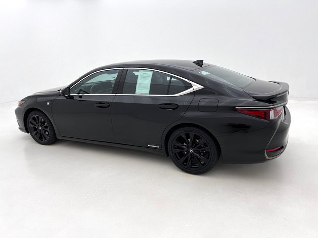 Certified 2022 Lexus ES 300h F Sport w/ Accessory Package FWD image 13
