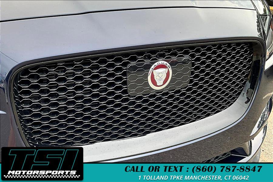 Used 2020 Jaguar F-PACE Prestige image 29