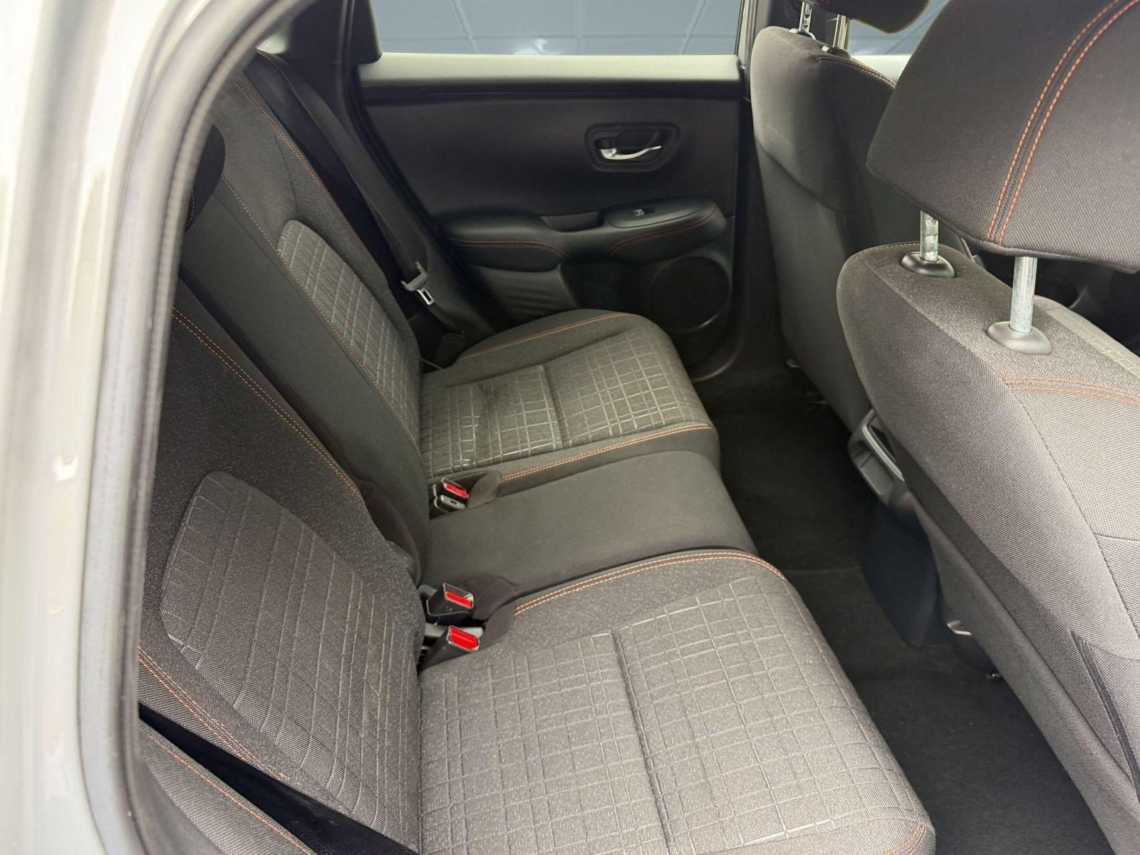 Used 2024 Honda HR-V Sport image 29