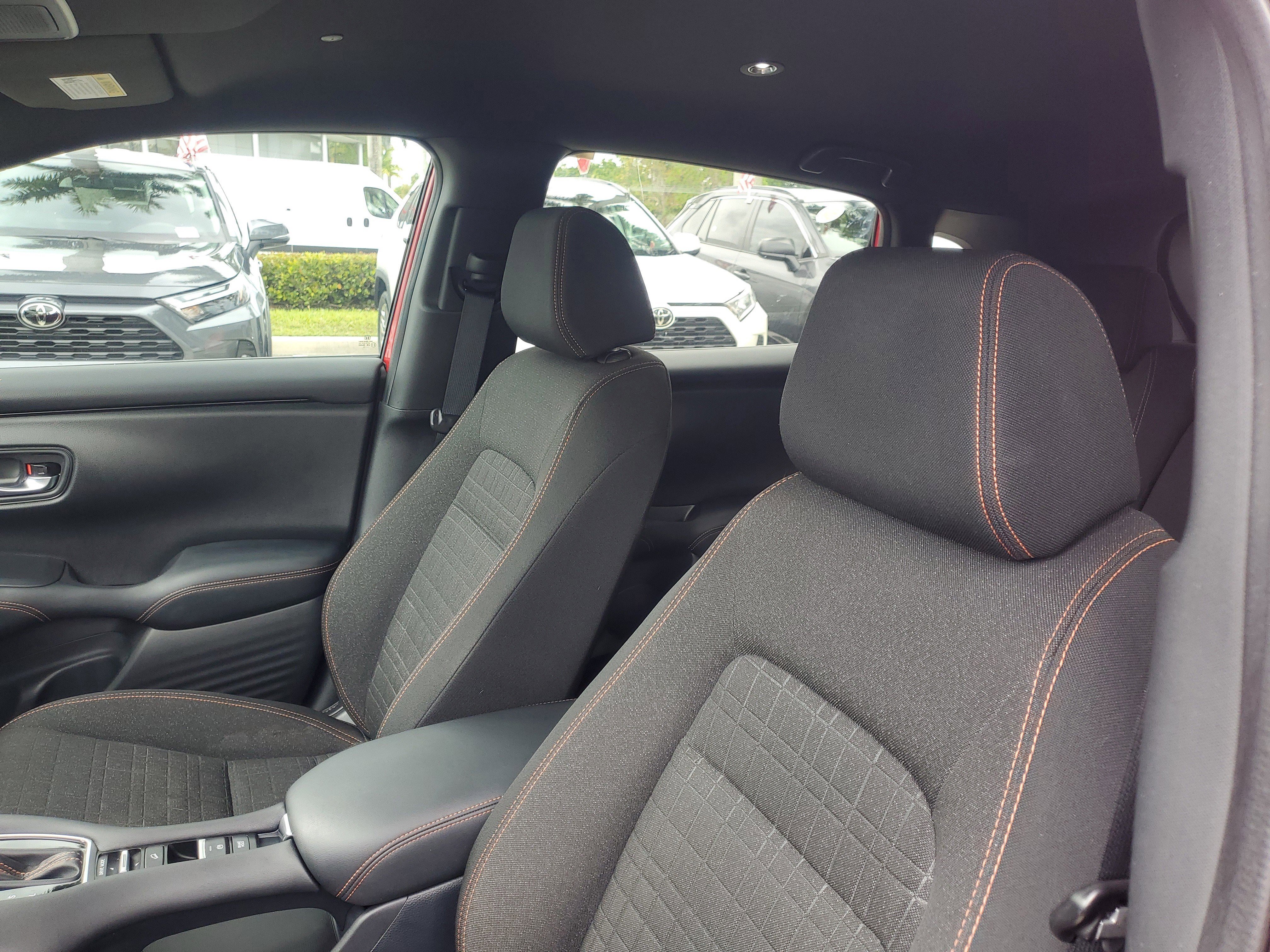 Used 2023 Honda HR-V Sport image 17