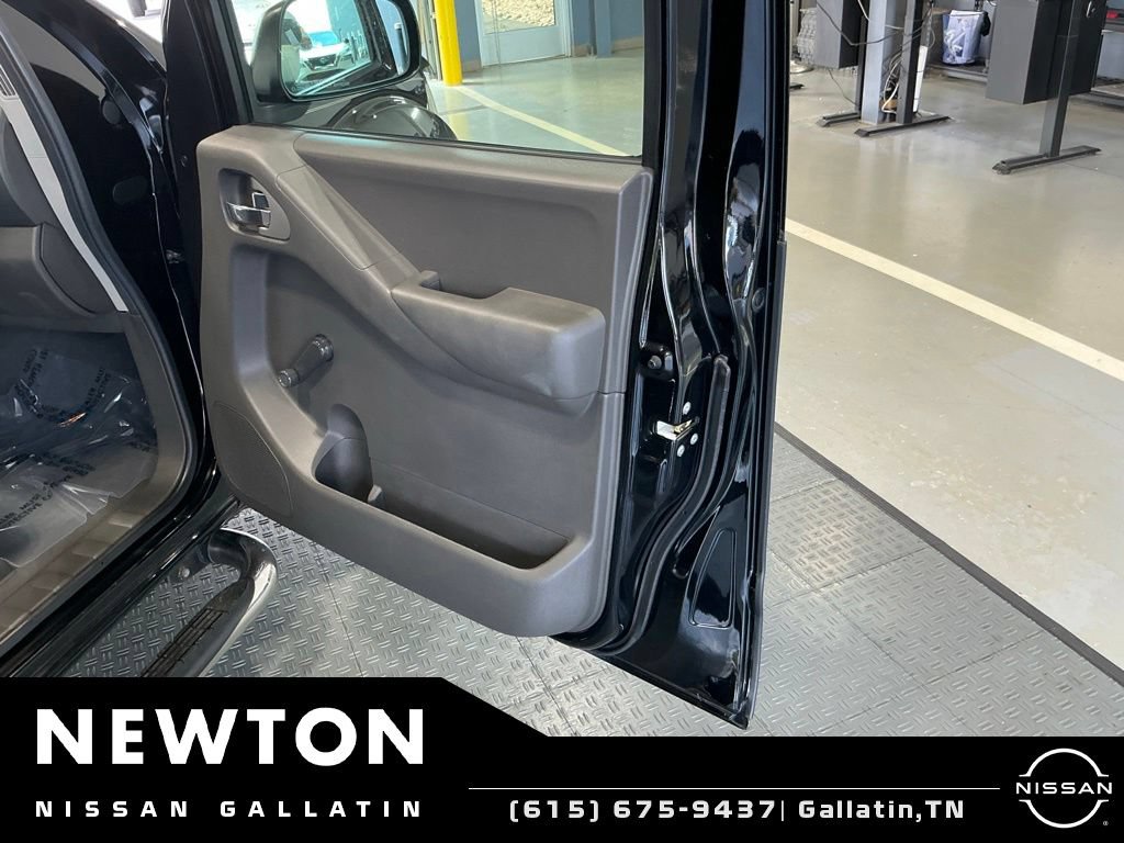 Used 2008 Nissan Frontier SE RWD image 30