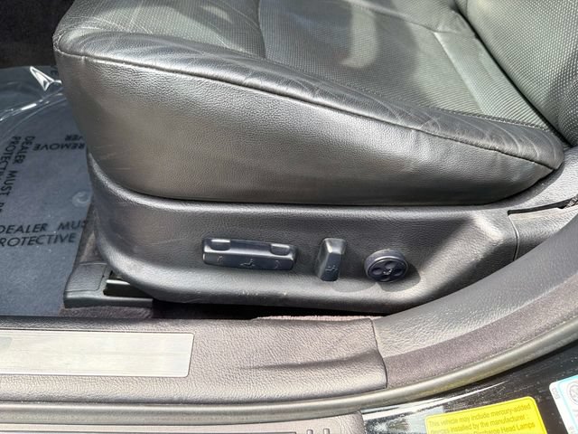 Used 2009 Hyundai Genesis 3.8 w/ Technology Pkg 4 RWD image 19