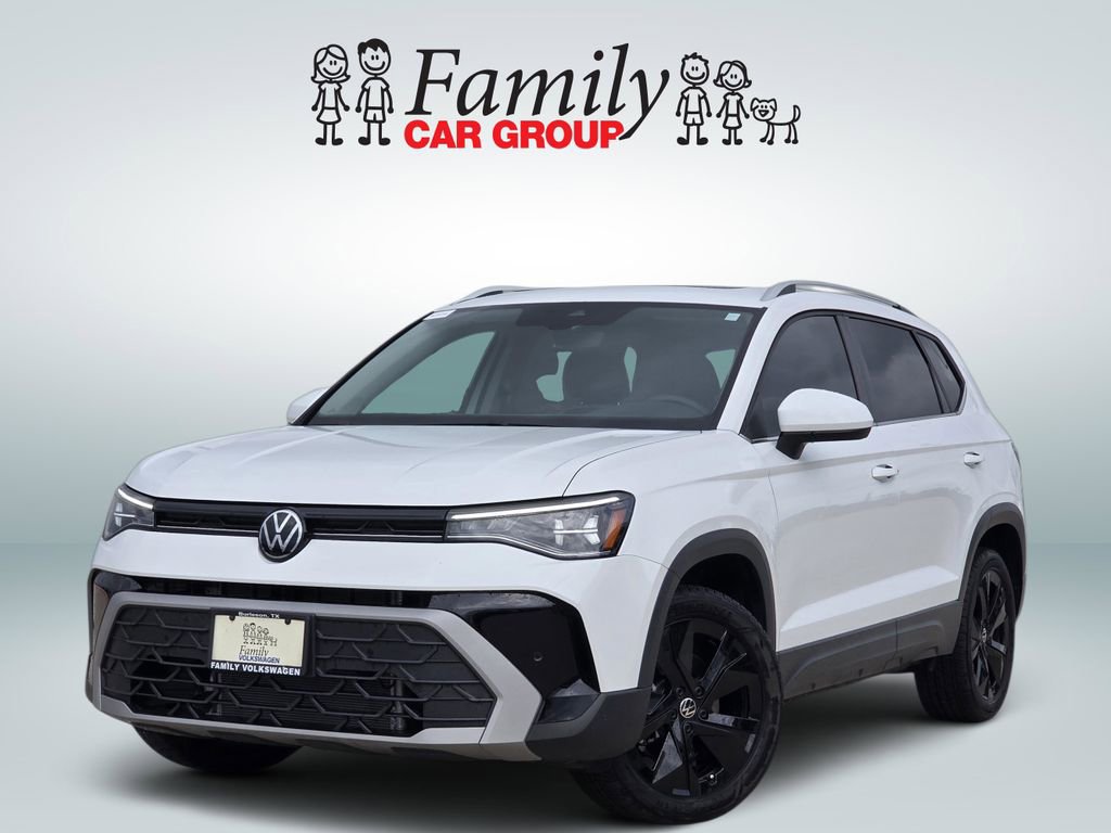 Used 2025 Volkswagen Taos SE FWD image 1