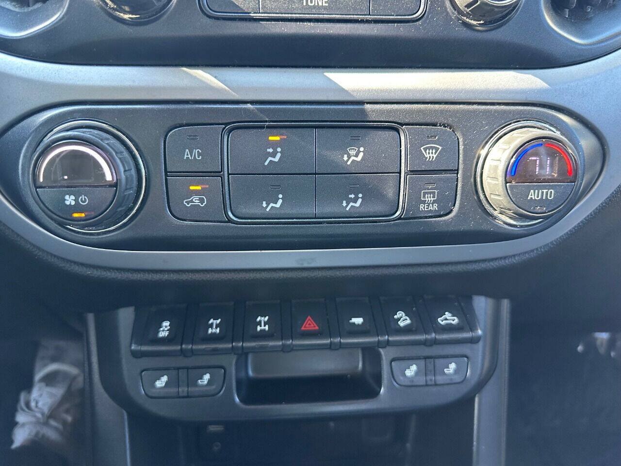 Used 2018 Chevrolet Colorado ZR2 AWD/4WD image 29