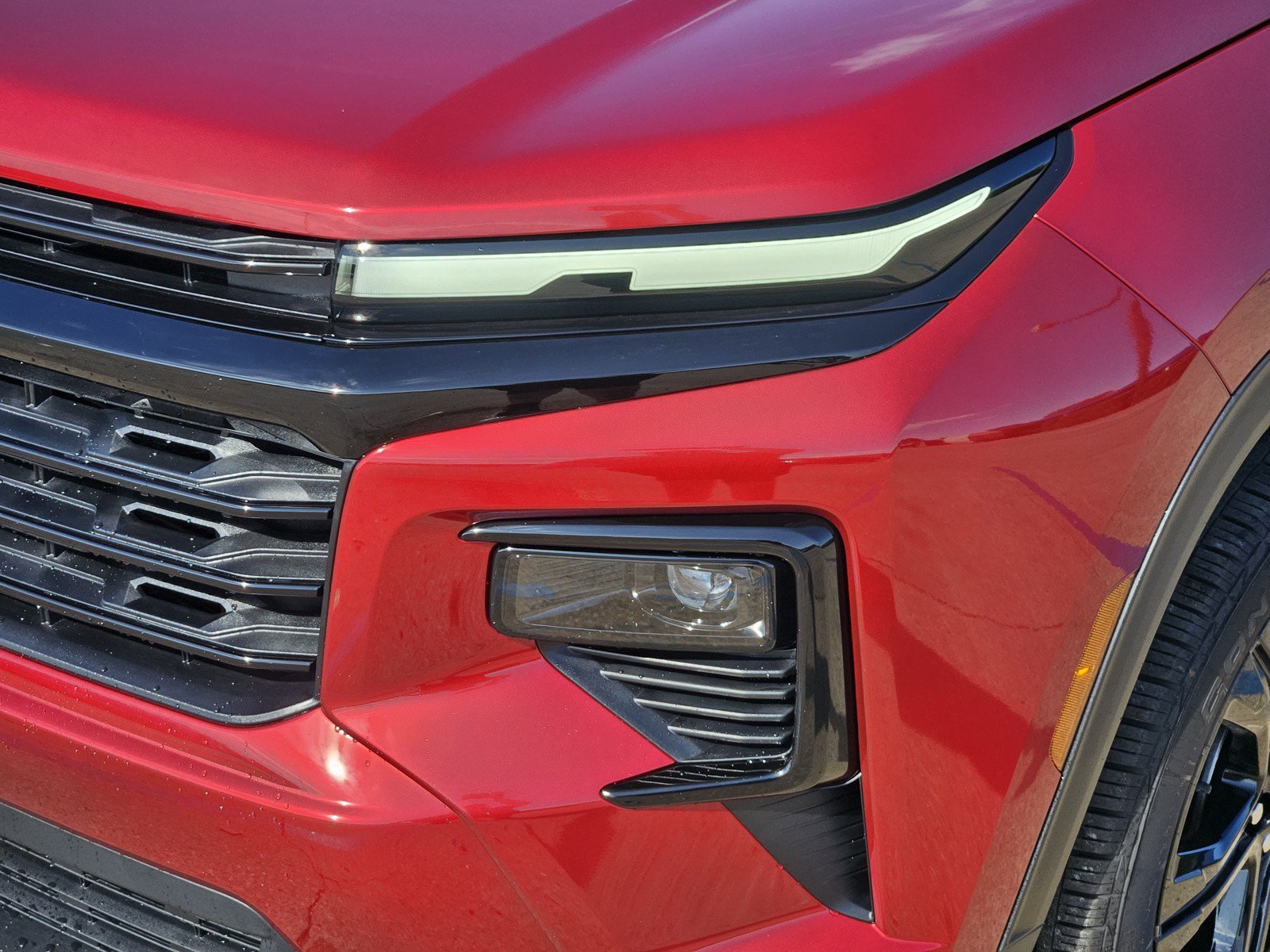 New 2027 Chevrolet Traverse LT w/ Midnight/Sport Edition FWD image 5