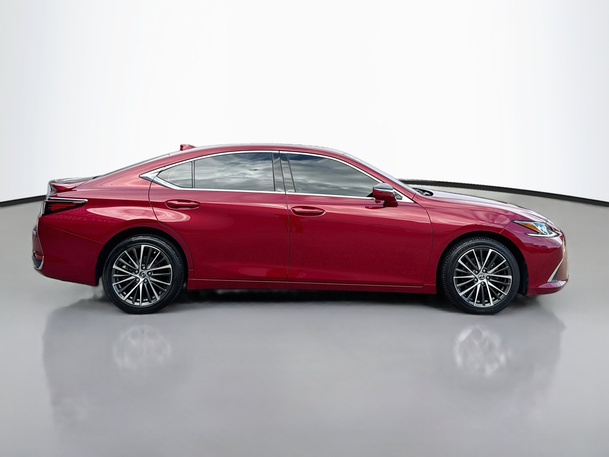 Used 2022 Lexus ES 250 w/ Premium Package AWD/4WD image 8