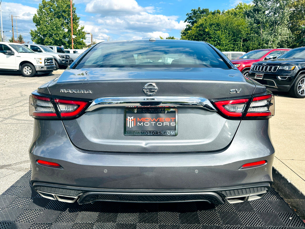 Used 2022 Nissan Maxima SV w/ Floor Mat Group image 5