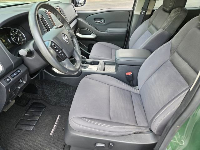 Used 2022 Nissan Frontier SV image 7