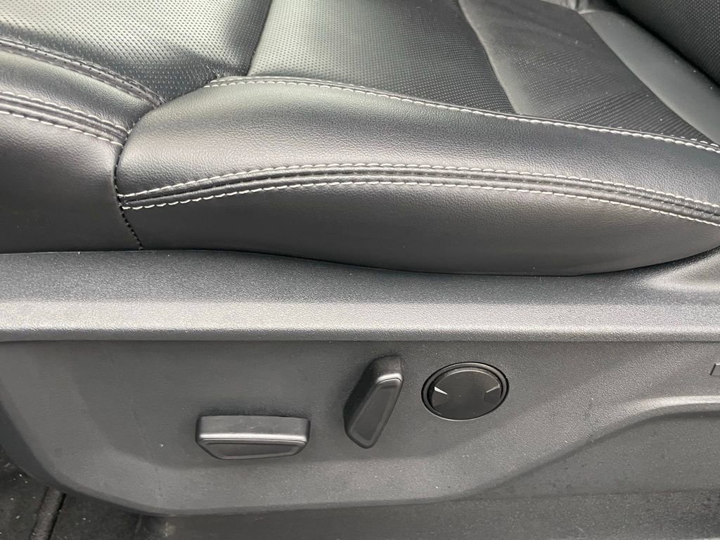 Used 2025 Ford Expedition Max Platinum image 10