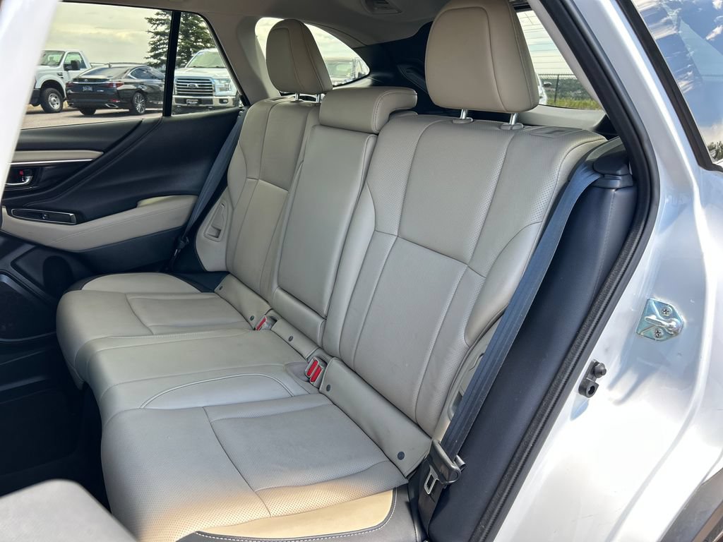 Used 2024 Subaru Outback Limited AWD/4WD image 18