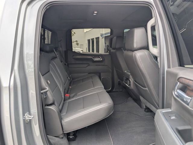 Certified 2025 GMC Sierra 1500 SLT w/ SLT Convenience Package image 12