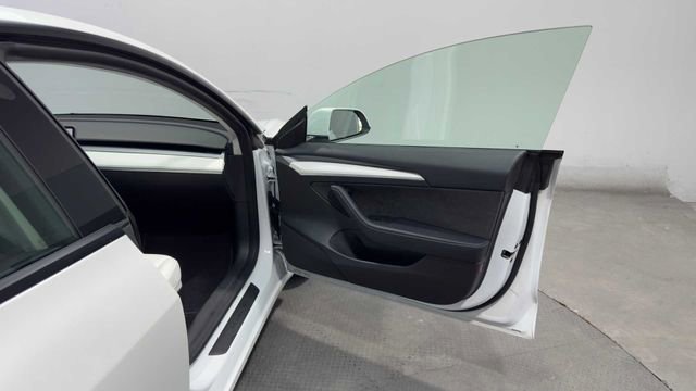 Used 2023 Tesla Model 3 Long Range image 9
