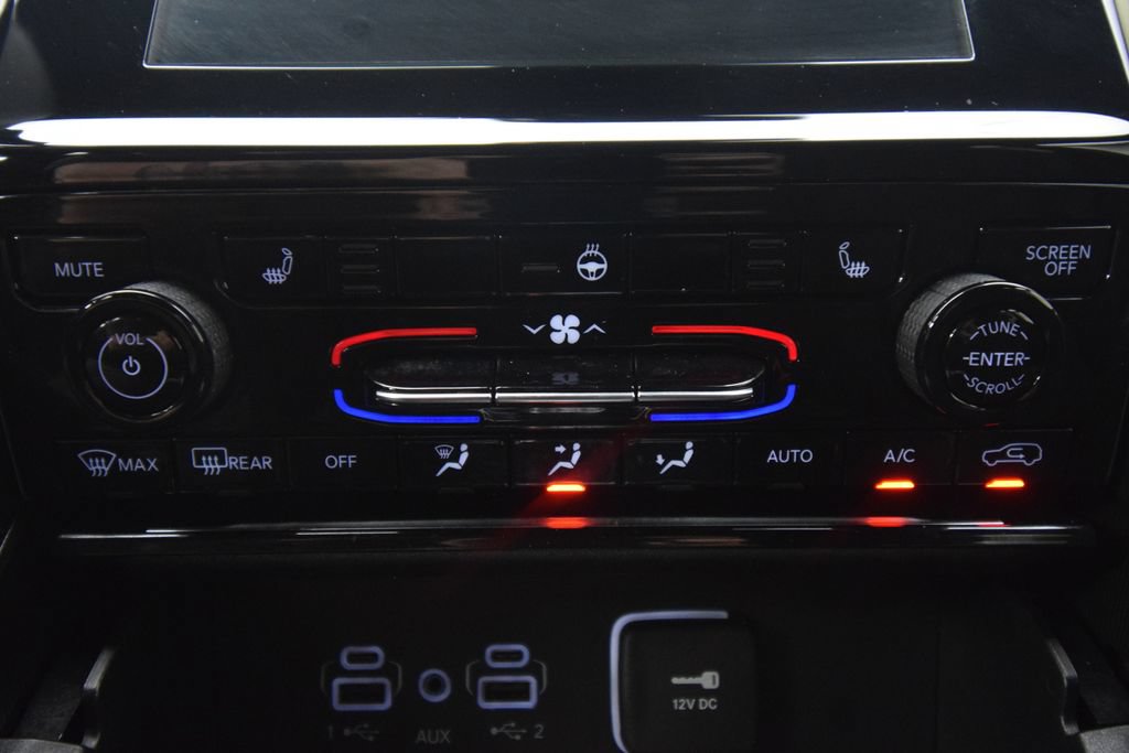 Used 2025 Jeep Grand Cherokee L Laredo w/ Luxury Tech Group I AWD/4WD image 37