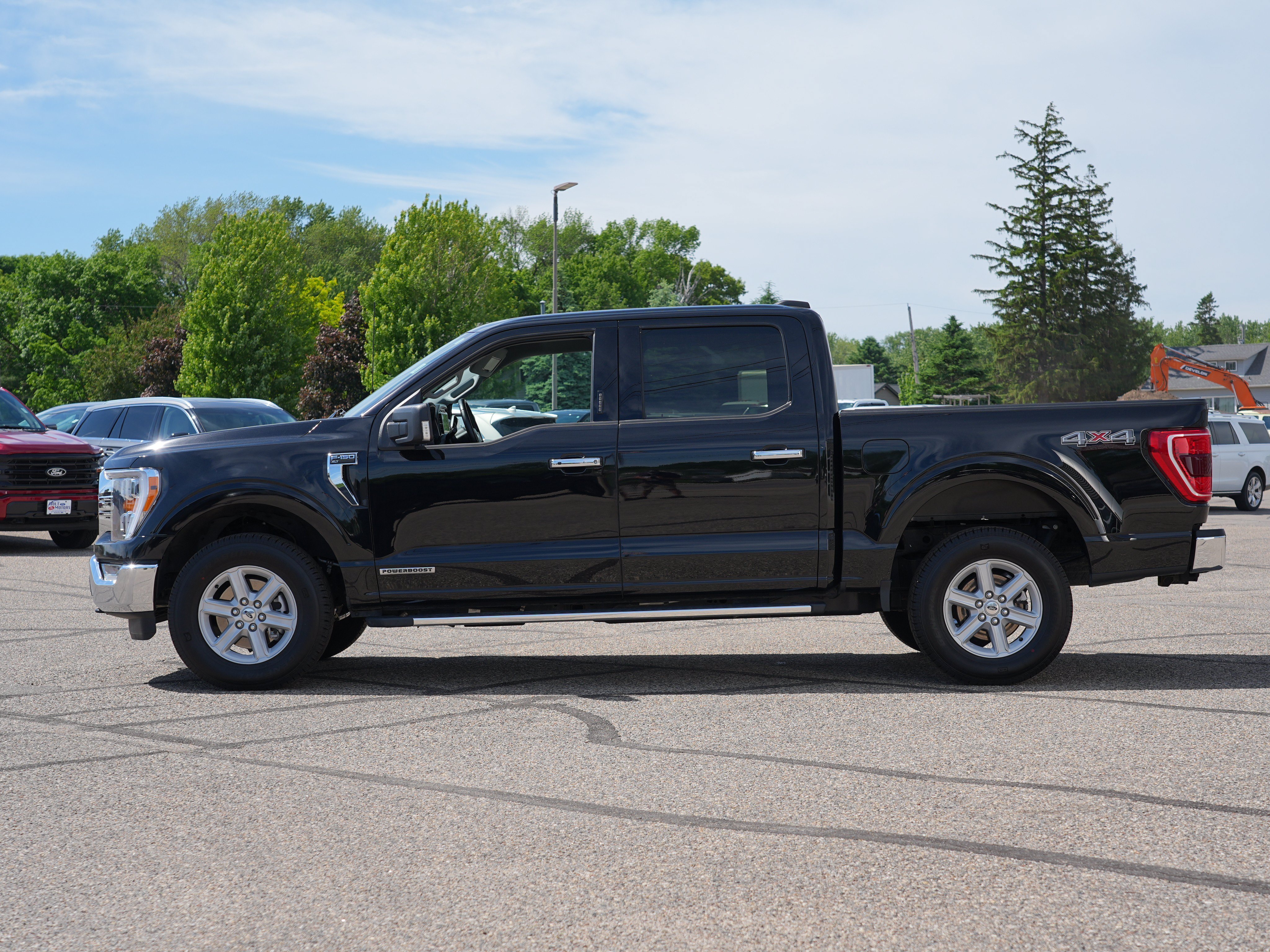 Used 2023 Ford F150 XLT w/ Equipment Group 302A High AWD/4WD image 7
