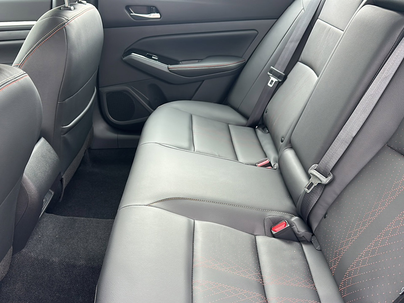 New 2025 Nissan Altima 2.5 SR w/ SR Premium Package image 15