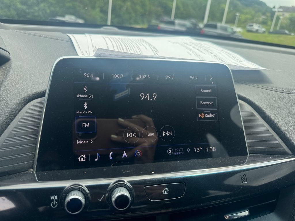 Used 2021 Cadillac CT4 Luxury w/ Sun And Sound Package AWD/4WD image 17