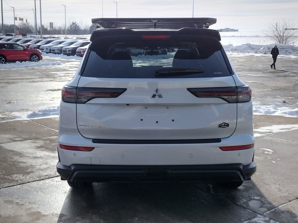 New 2026 Mitsubishi Outlander Trail Edition image 19
