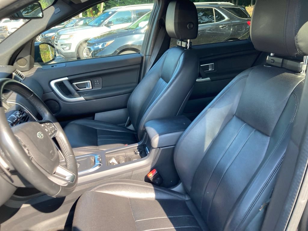 Used 2019 Land Rover Discovery Sport AWD/4WD image 10