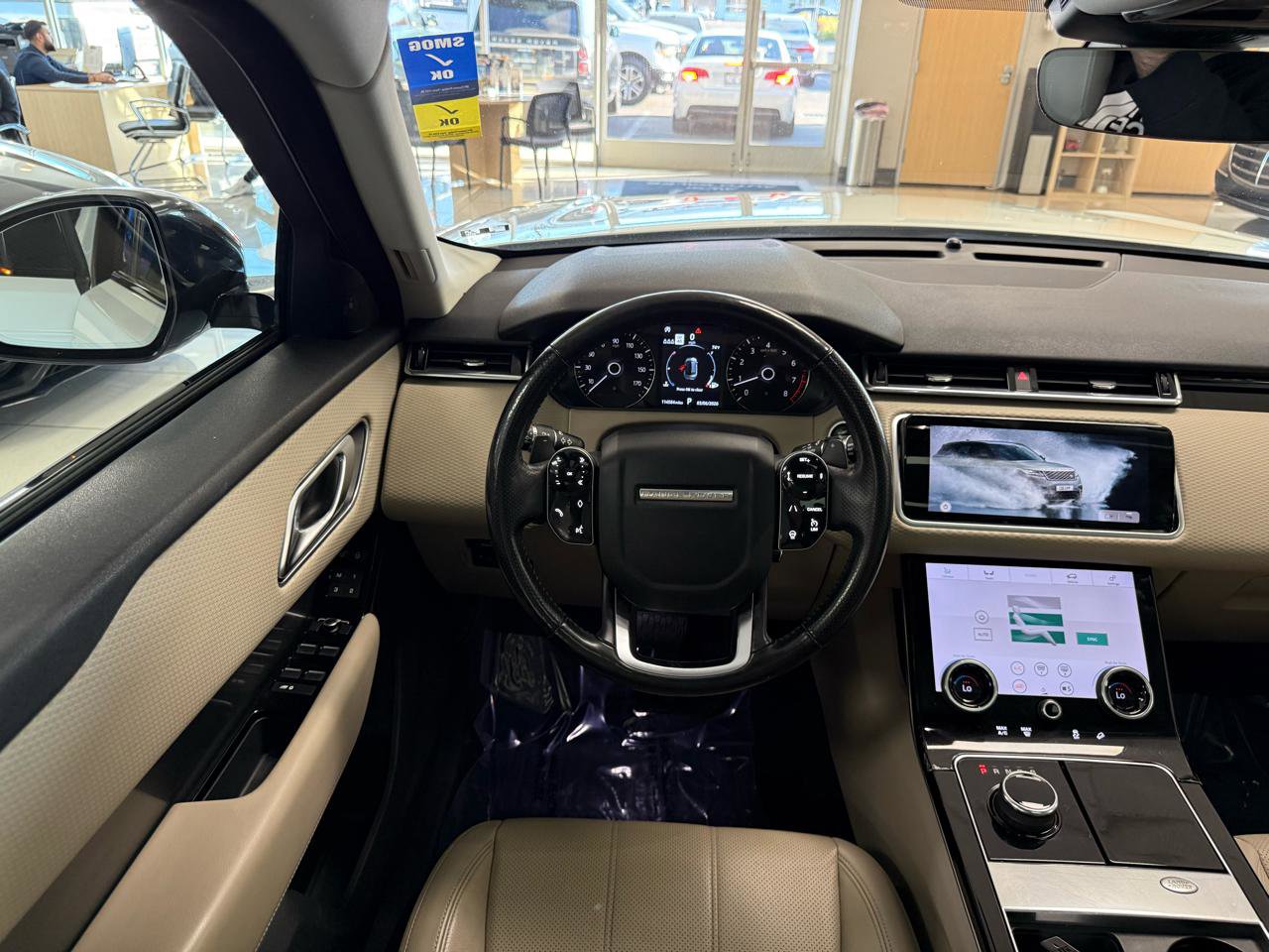 Used 2019 Land Rover Range Rover Velar S image 12