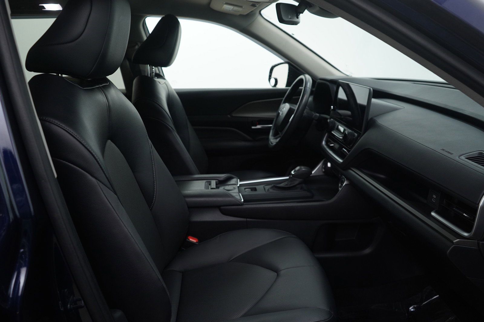 Used 2024 Toyota Grand Highlander XLE image 11