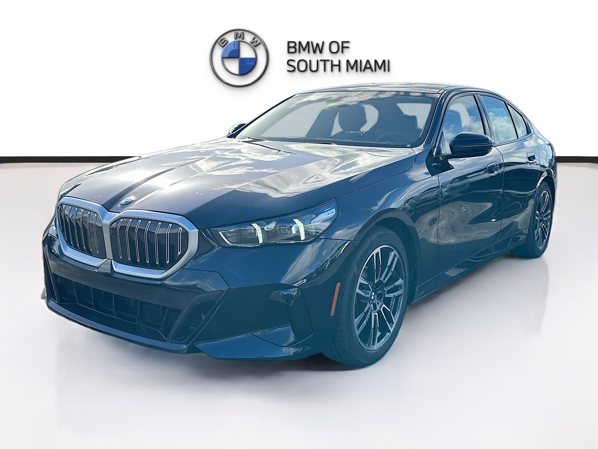 New 2026 BMW 530i w/ M Sport Package RWD image 3