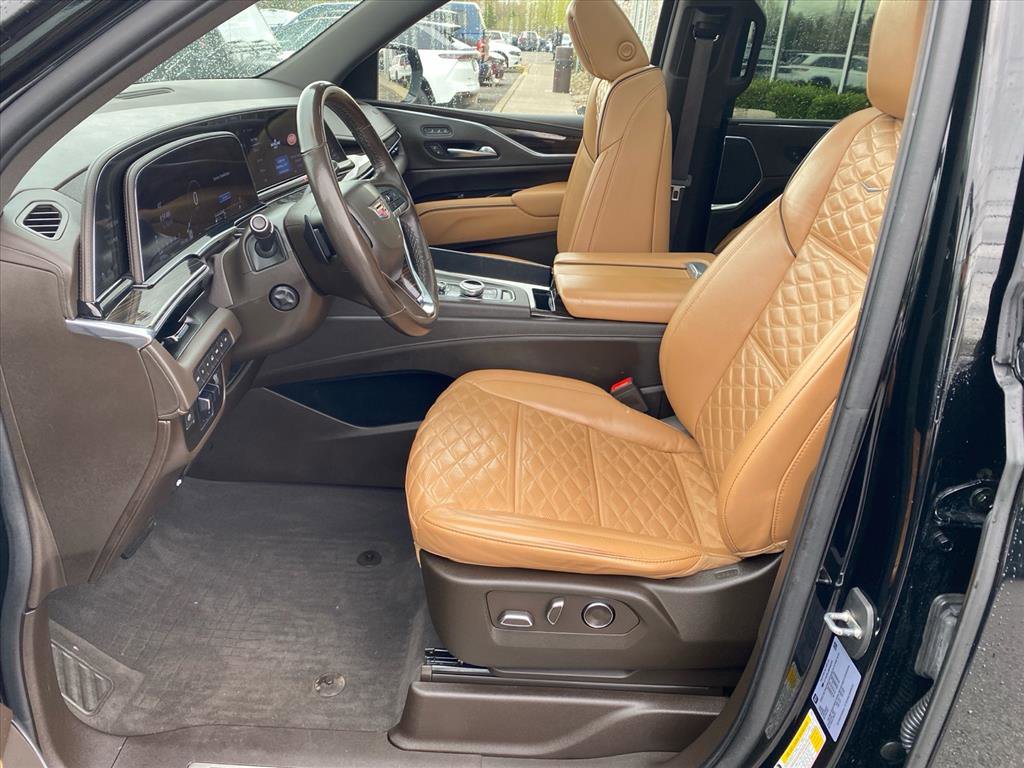 Used 2021 Cadillac Escalade Sport w/ Driver Assist Tech Package AWD/4WD image 9
