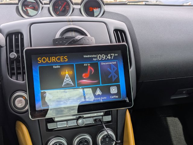 Used 2019 Nissan 370Z Coupe w/ Z34 Heritage Edition - Blue image 11