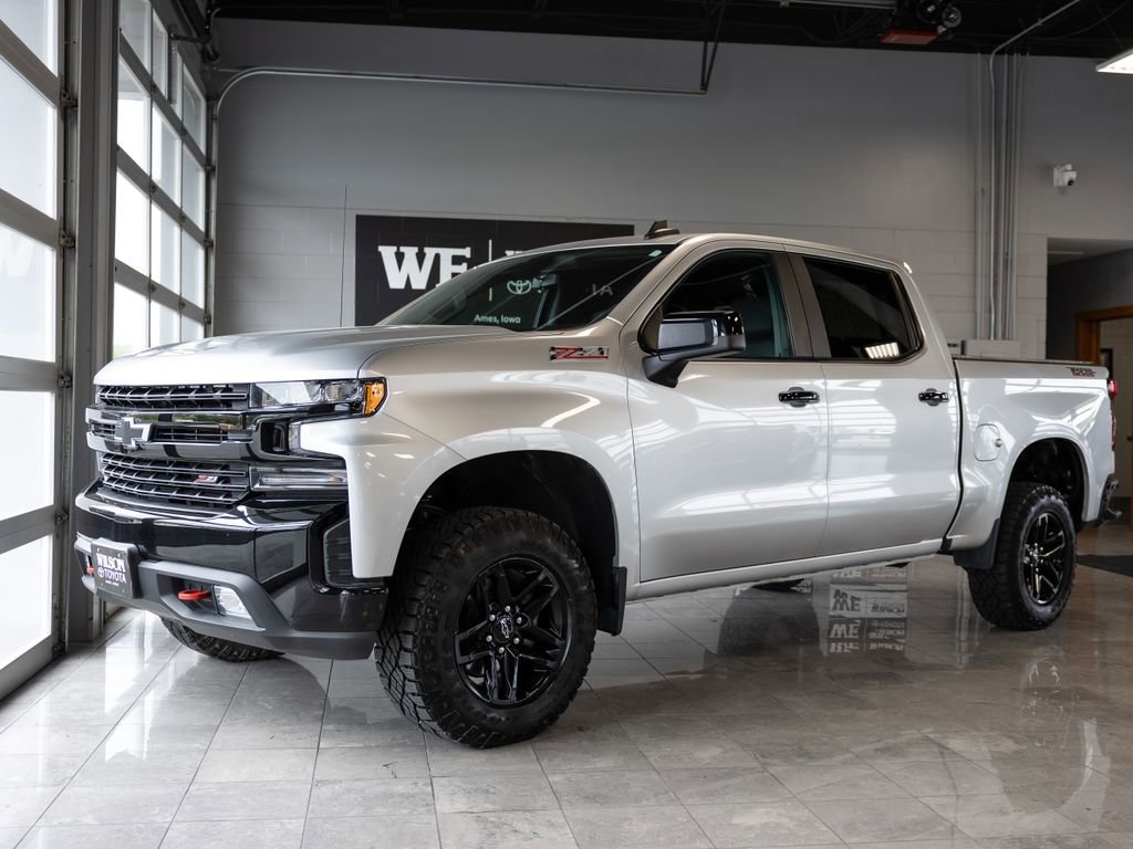 Used 2020 Chevrolet Silverado 1500 LT Trail Boss AWD/4WD image 2