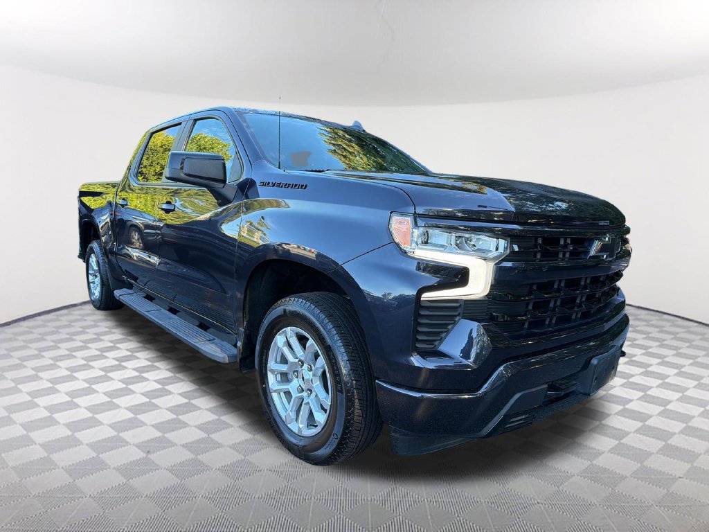 Used 2023 Chevrolet Silverado 1500 RST w/ LPO, Dark Essentials Package RWD image 3