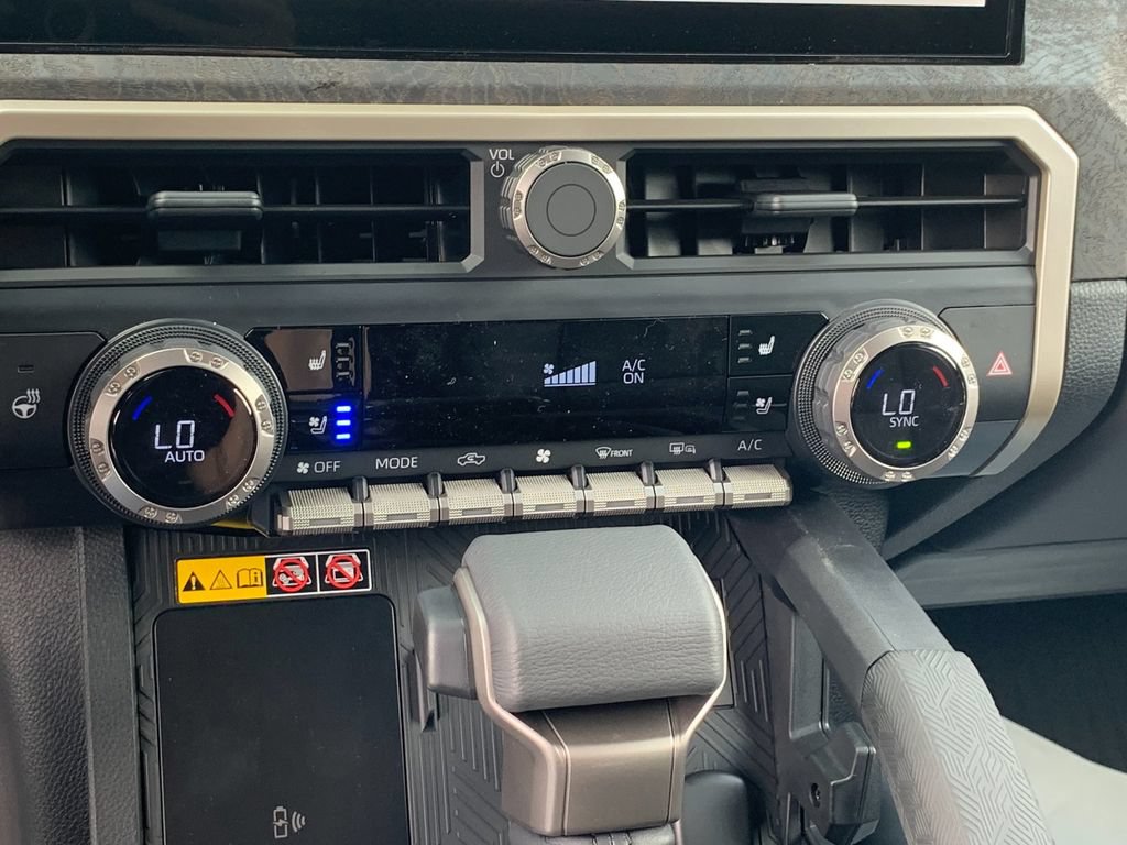 New 2026 Toyota Tacoma Limited AWD/4WD image 21