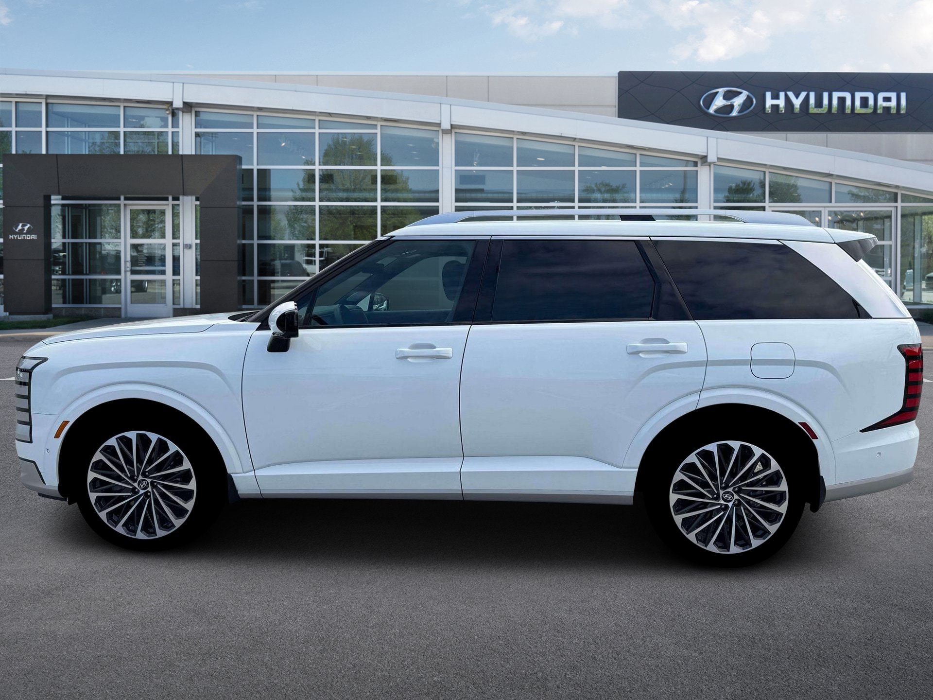 New 2026 Hyundai Palisade Calligraphy FWD image 3