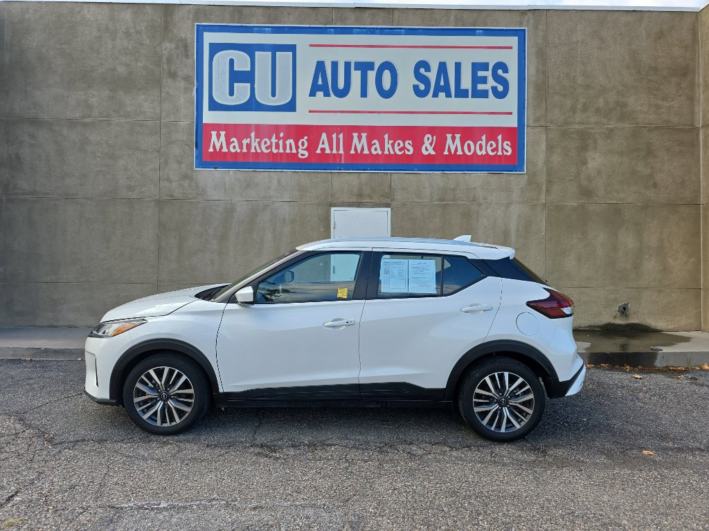 Used 2024 Nissan Kicks SV image 4