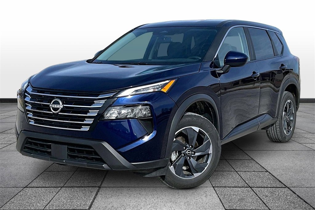 Used 2025 Nissan Rogue SV