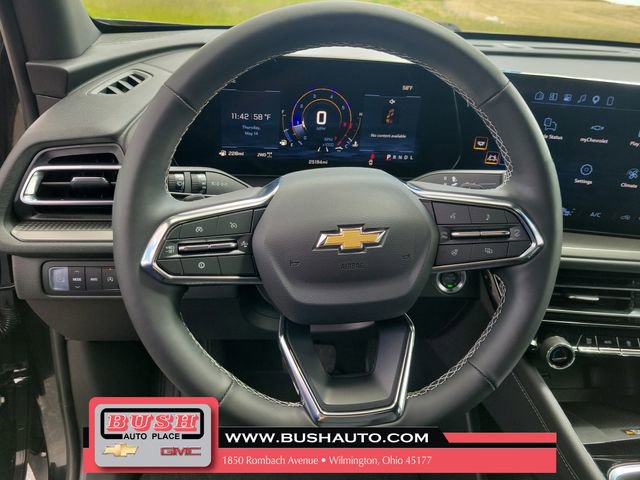 Used 2026 Chevrolet Traverse LT AWD/4WD image 25