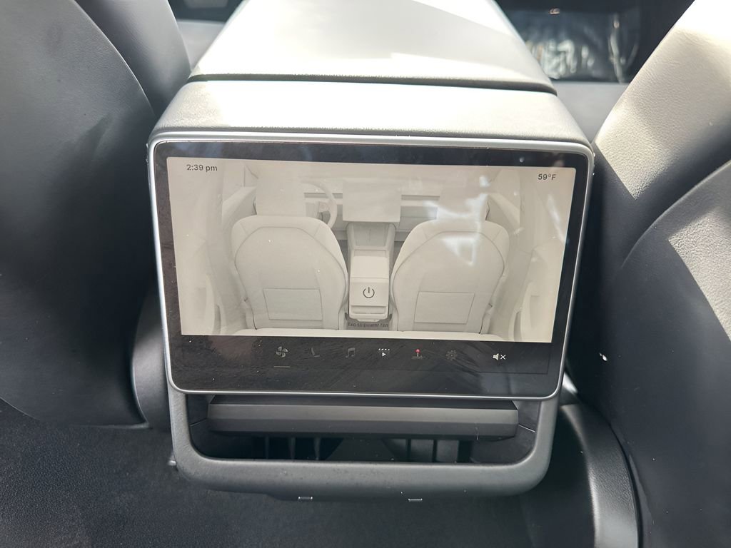Used 2025 Tesla Model 3 Long Range image 13