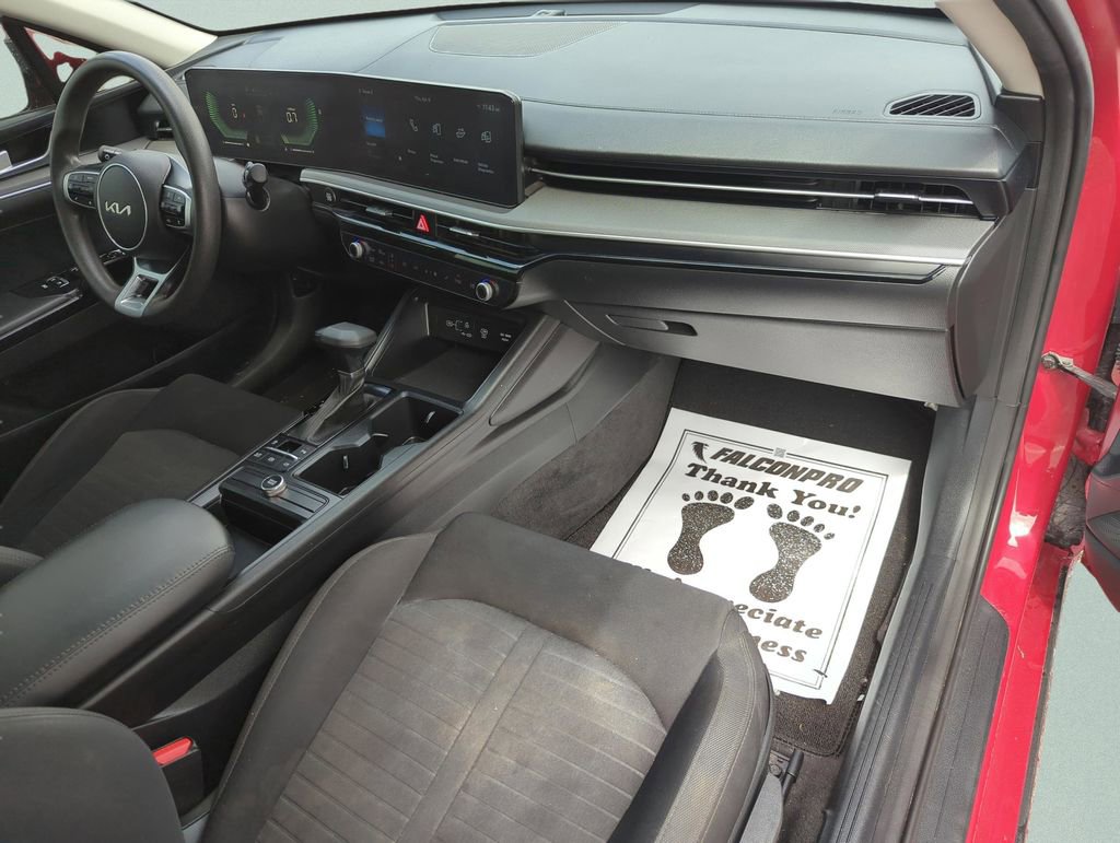 Used 2025 Kia K5 LXS image 18