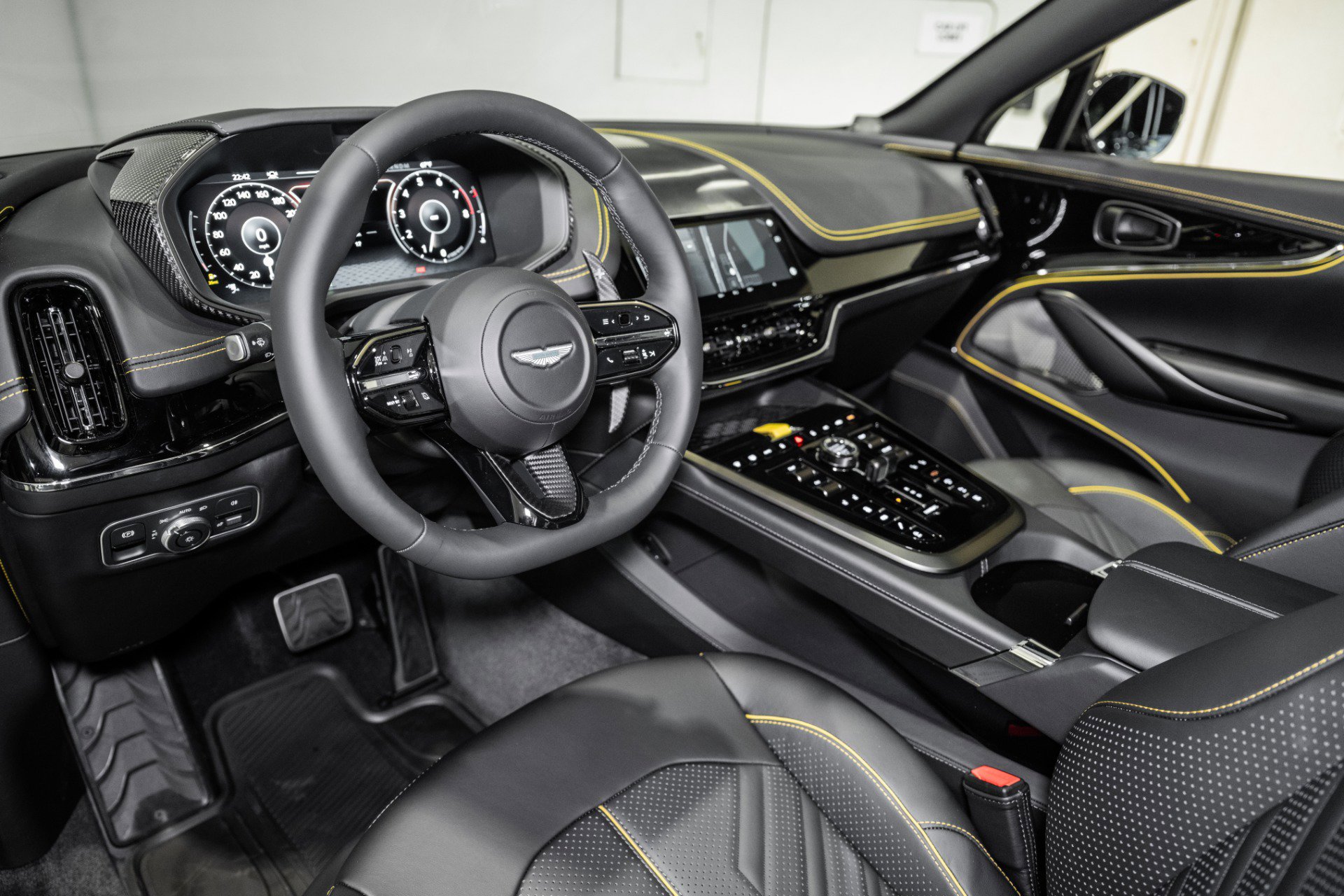 New 2026 Aston Martin DBX S AWD/4WD image 3