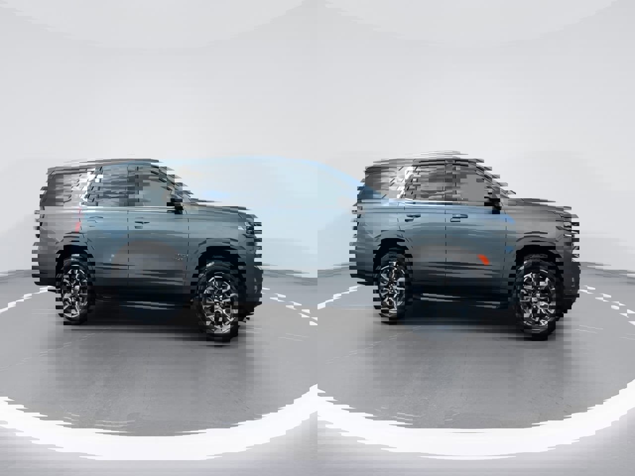 Used 2023 Chevrolet Tahoe LS w/ Driver Alert Package image 8